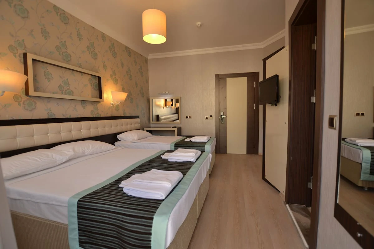 هتل ریوس لاته بیچ آنتالیا